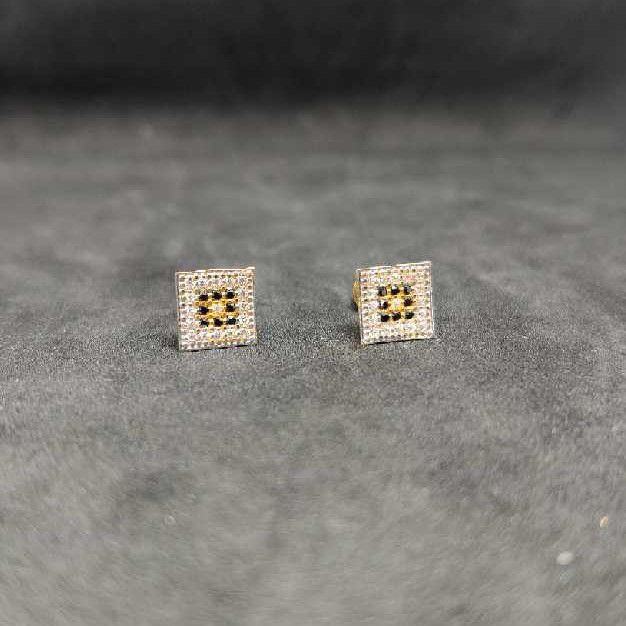 916 Men's Exclusive Earrings