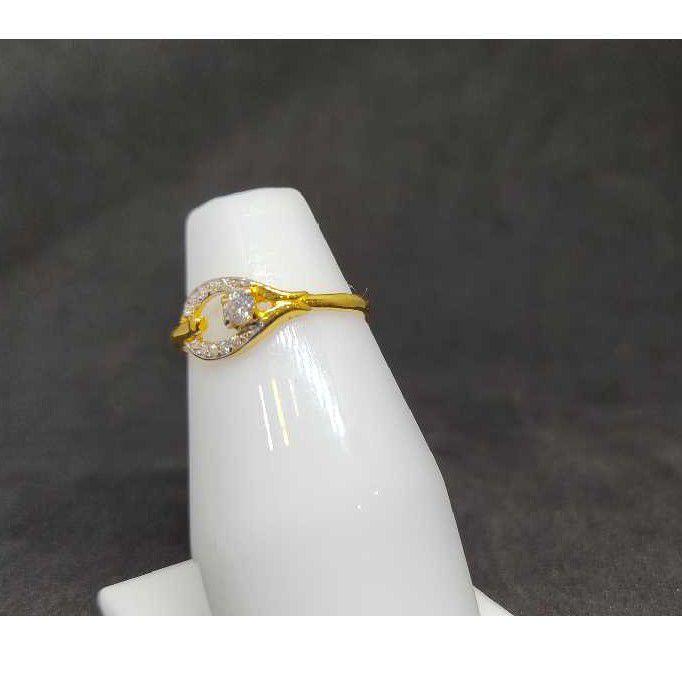 916 Ladies Single Stone Ring