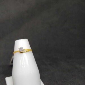 916 Ladies Single Stone Ring