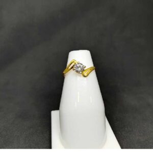 916 Ladies Single Stone Ring