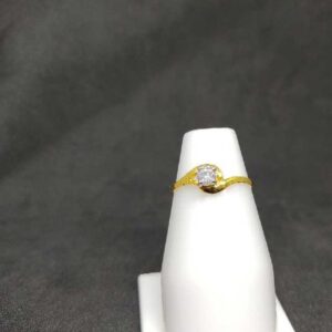 916 Ladies Single Stone Ring