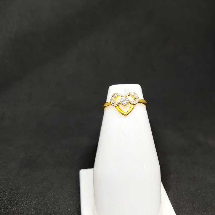 916 Ladies Single Stone Ring