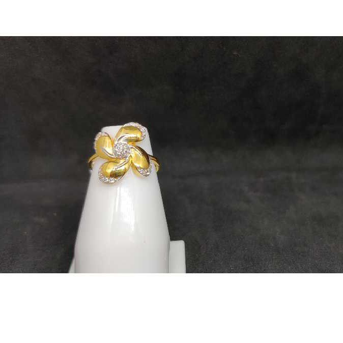 22K Ladies Fancy Ring