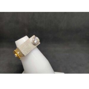 18K Ladies Italian Gold Ring