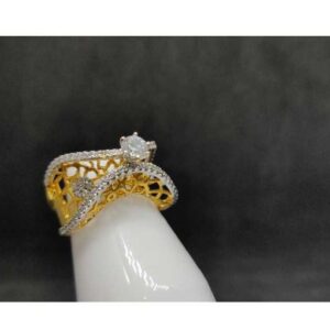 18K Ladies Italian Gold Ring