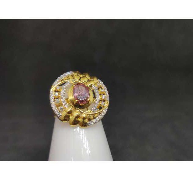 916 Ladies Fancy Gold Ring