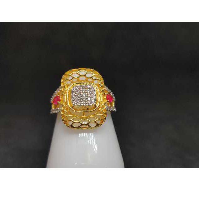 916 Ladies Fancy Gold Ring