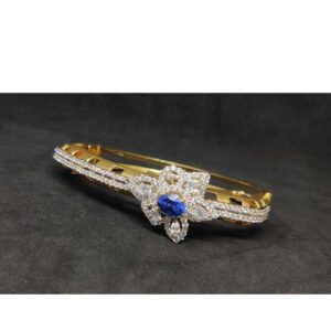 18K Exclusive Ladies Italian Kada