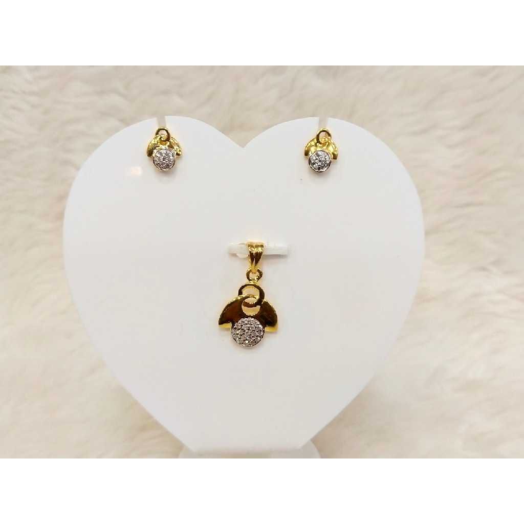 916 Ladies Fancy Pendant Set