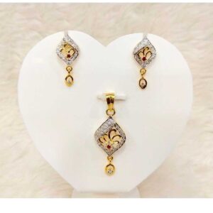 916 Ladies Fancy Pendant Set
