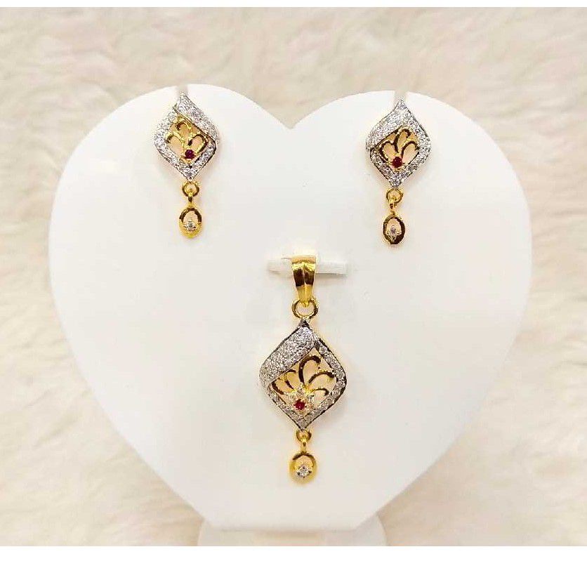 916 Ladies Fancy Pendant Set