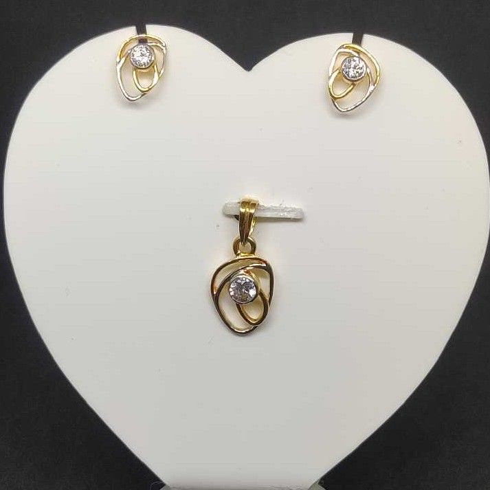916 ladies fancy pendant set