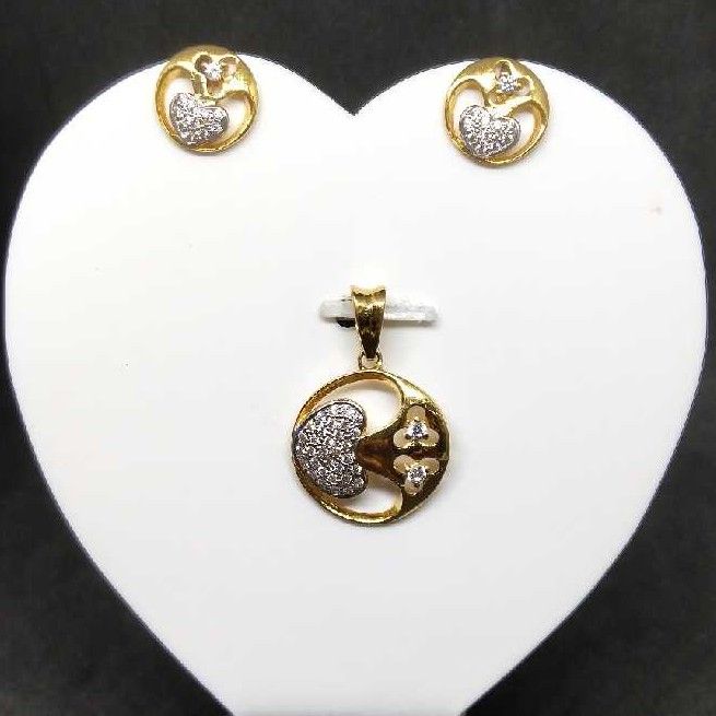 916 ladies fancy Pendant set
