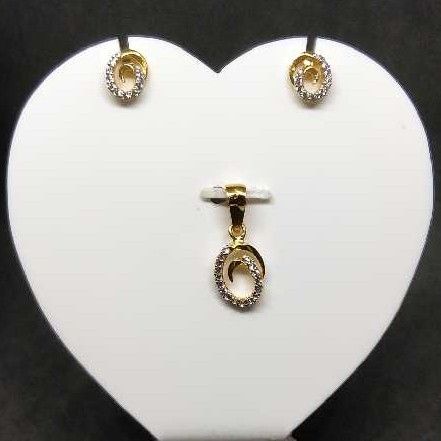 916 ladies fancy pendant set