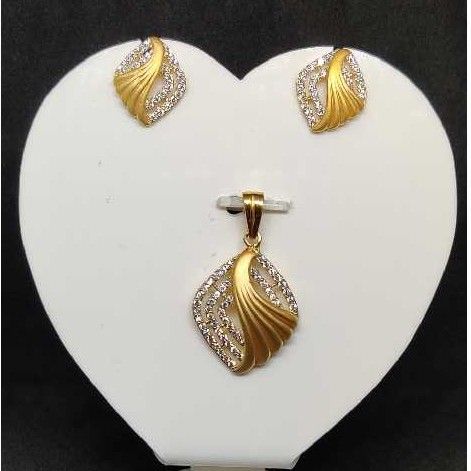 916 ladies fancy pendant set