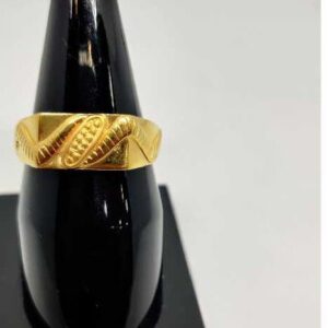 916 Men's Plain Gold Ring