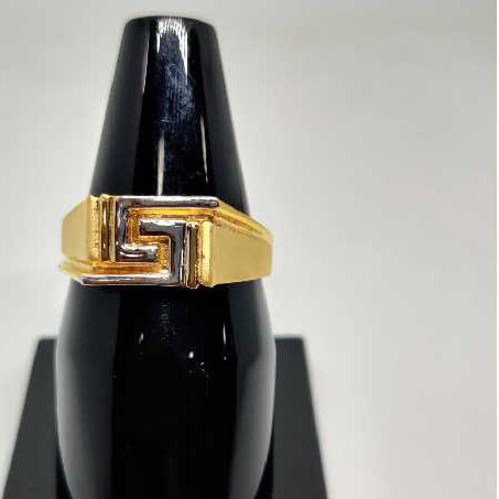 916 Men's plain gold ring