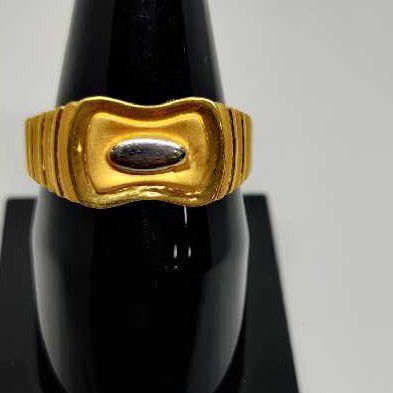 916 Mens plain gold ring