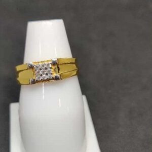 916 Men's fancy gold ring