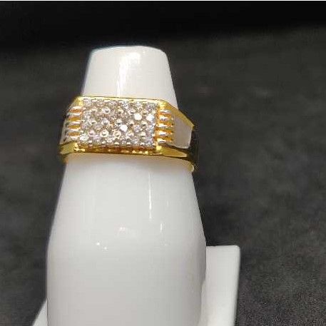 916 Men's fancy gold ring