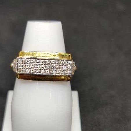 916 Men's fancy gold ring