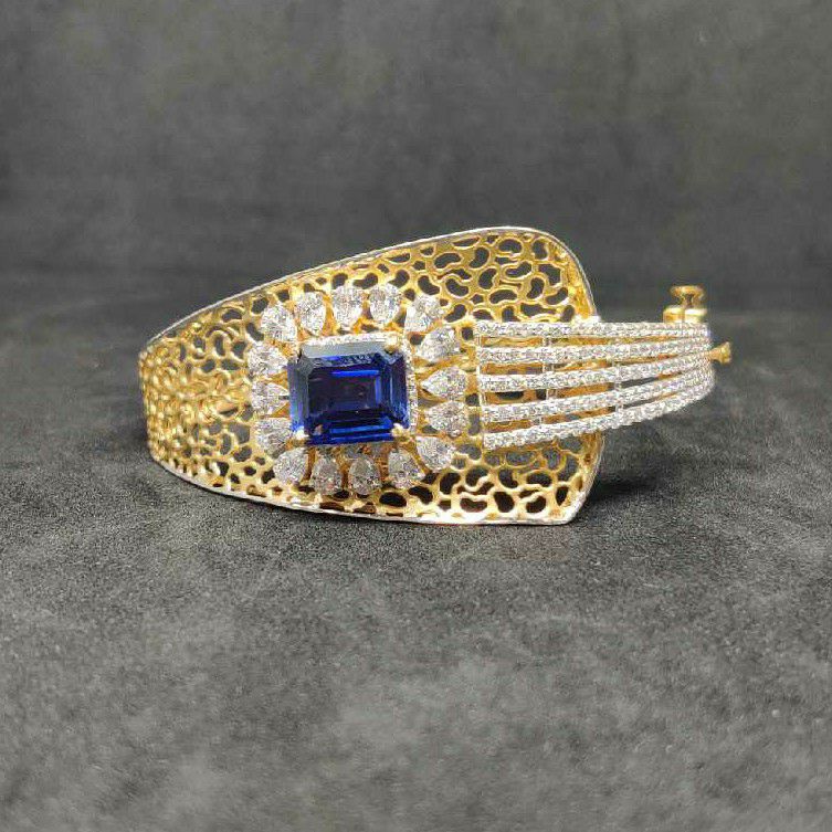 18k exclusive italian kada NO-28017