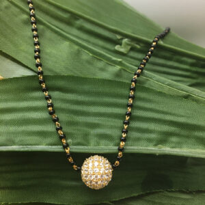 attracted piece of 916 gold Cz Mangalsutra Dokiya