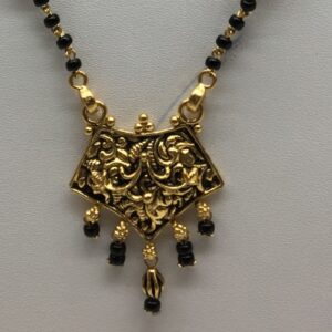 22kt antique singal line mangalsutra dokiya