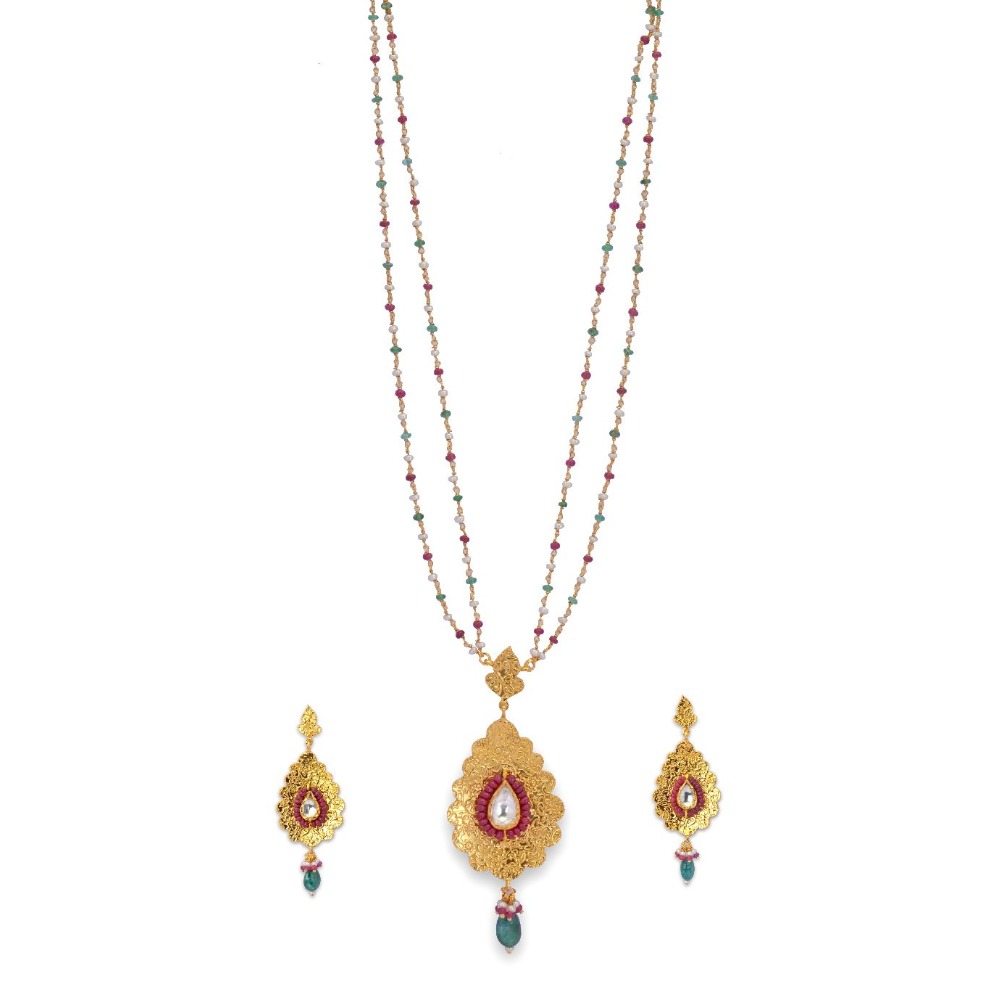 925 silver traditionally crafted pendant set