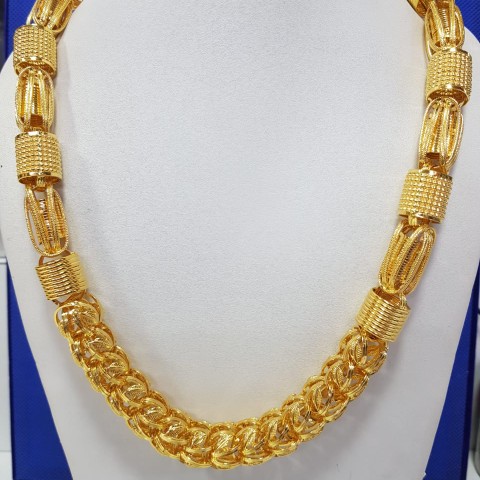 916 Indo Italian Chain