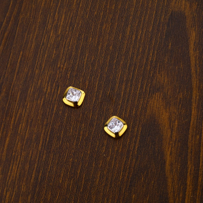 22CT Gold CZ Hallmark Classic Ladies Tops Earrings LTE17