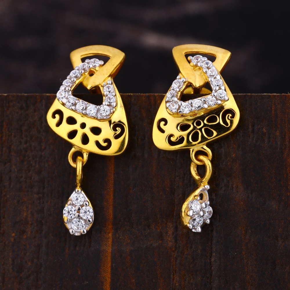 22KT  CZ Women's Stylish  Hallmark Gold Earring LFE382