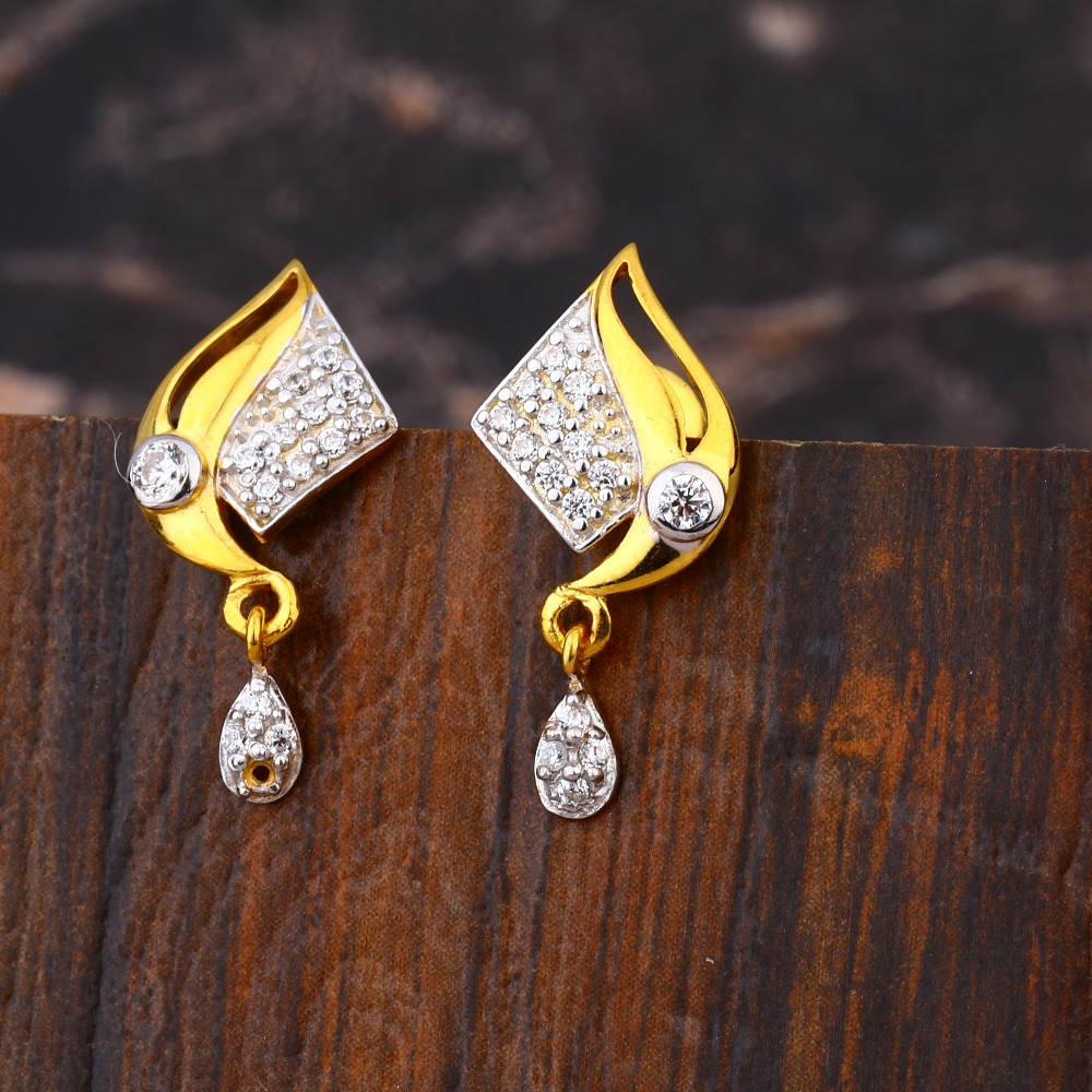22KT  CZ Women's Designer Hallmark Gold Earring LFE662