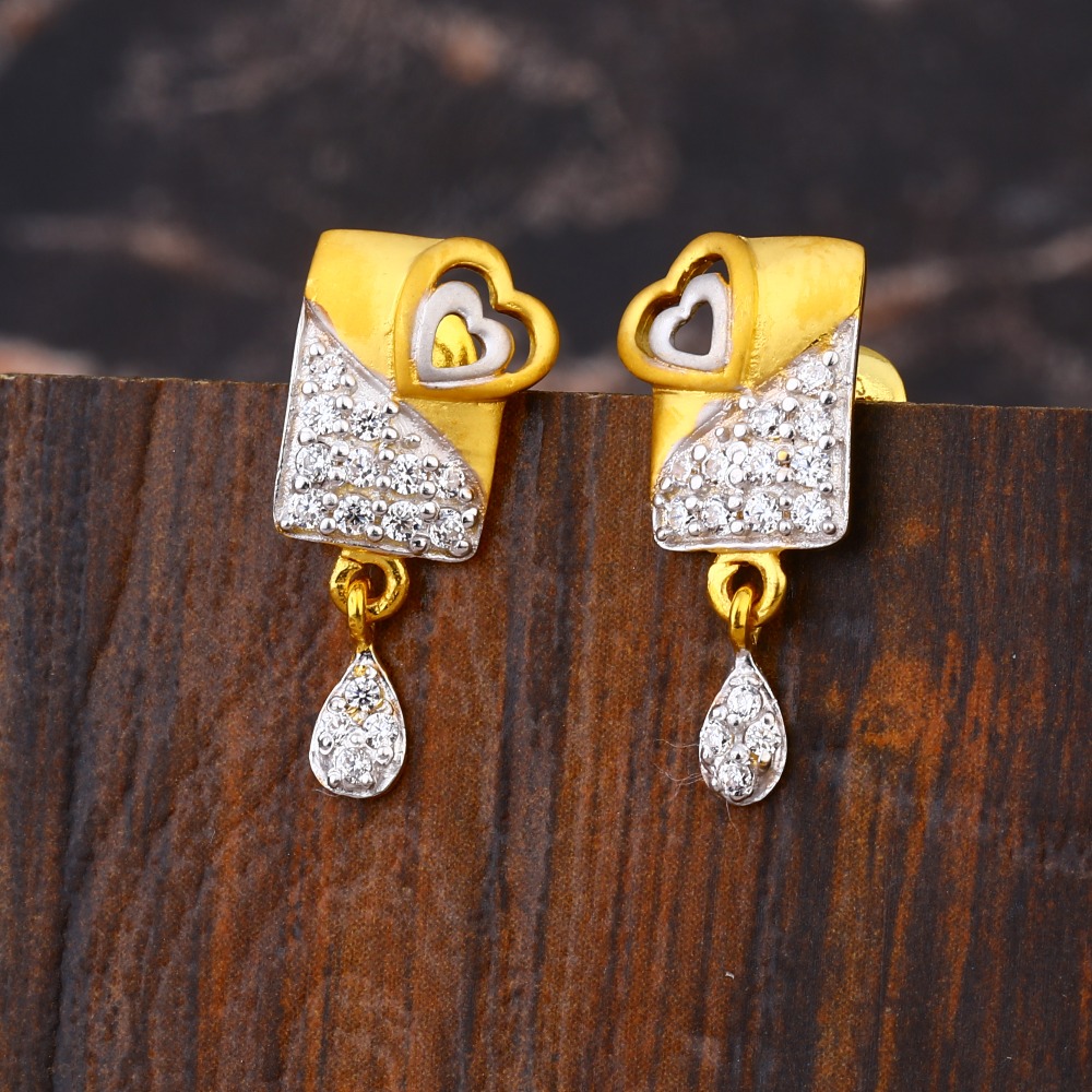 916 CZ Women's Stylish Hallmark Gold Earring LFE650