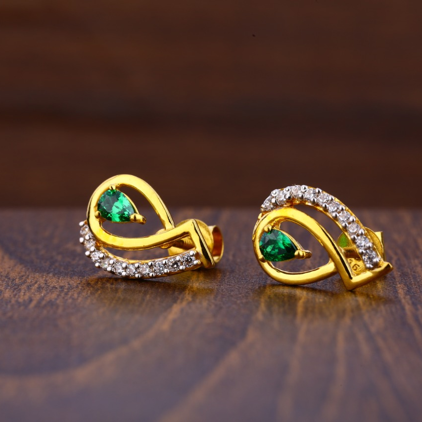 916 Gold CZ Hallmark Designer Ladies Tops Earrings LTE228