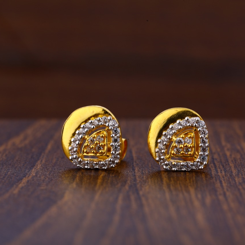 916 Gold CZ Fancy Ladies Tops Earrings LTE223
