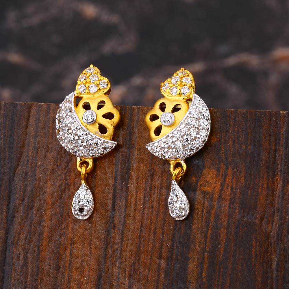916 CZ Ladies fancy Gold Earring LFE640