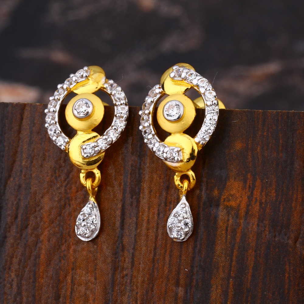 916 CZ Ladies Delicate Gold Earring LFE638