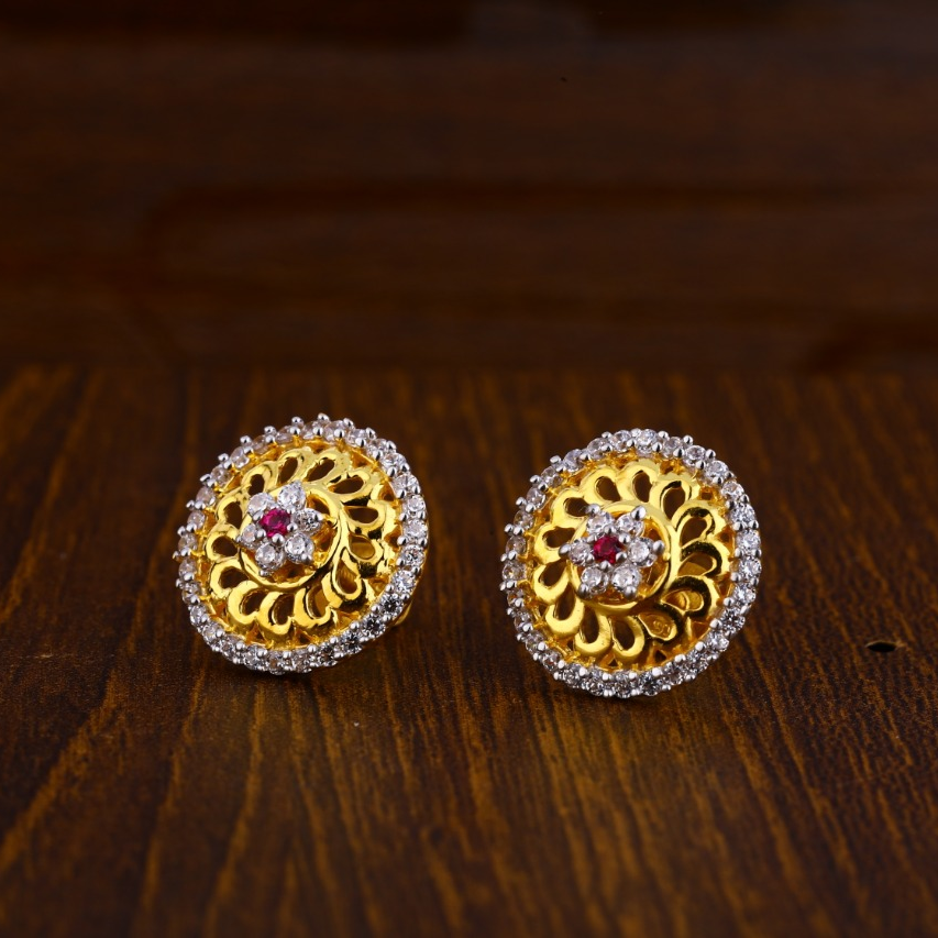 916 Gold CZ Hallmark Fancy Ladies Tops Earrings LTE164