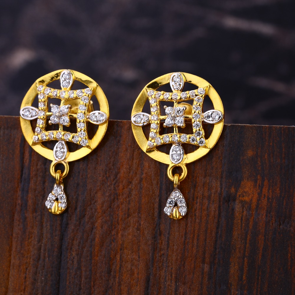 22KT CZ Ladies Stylish  Gold Earring LFE605