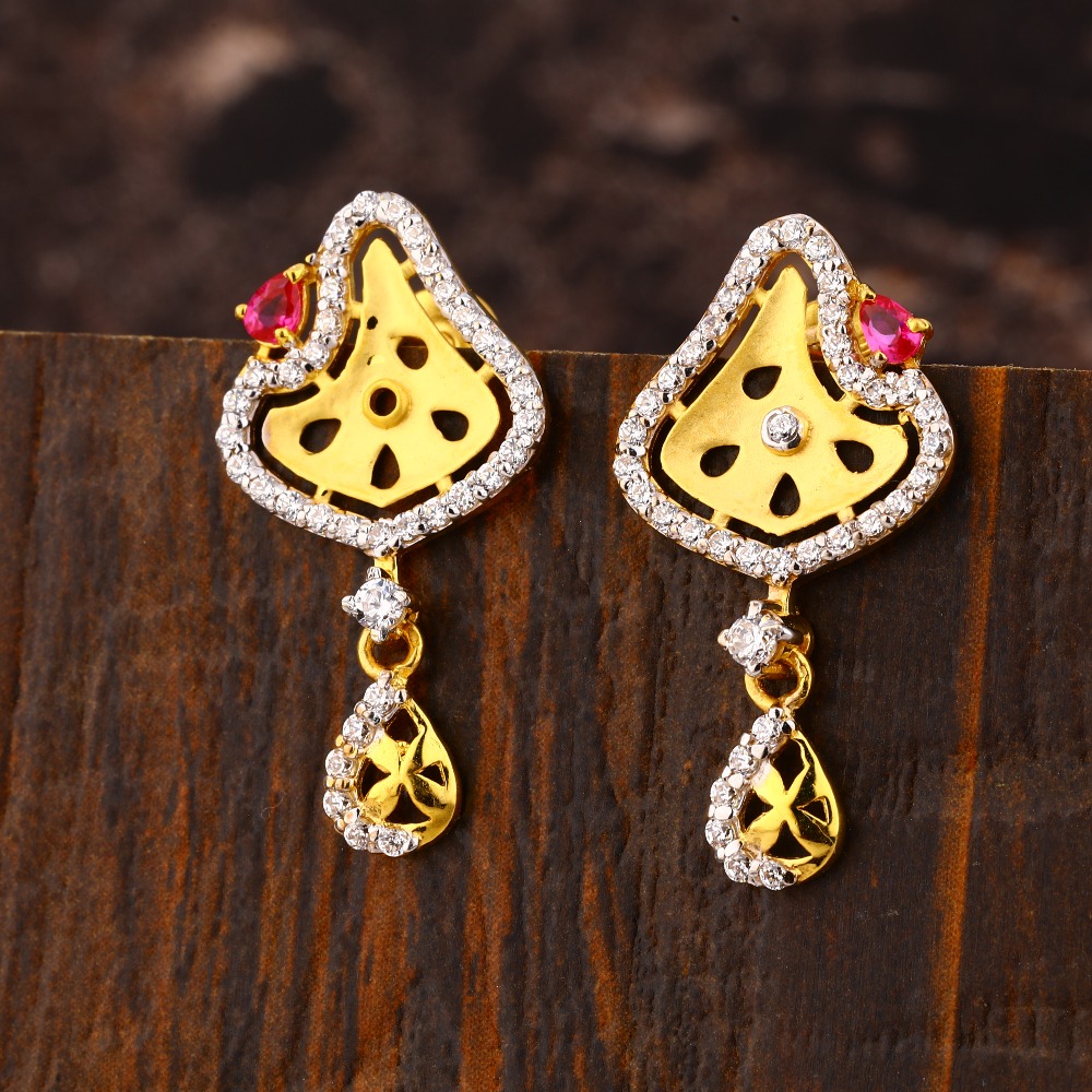 22KT Gold CZ Women's Fancy Hallmark Earring LFE434