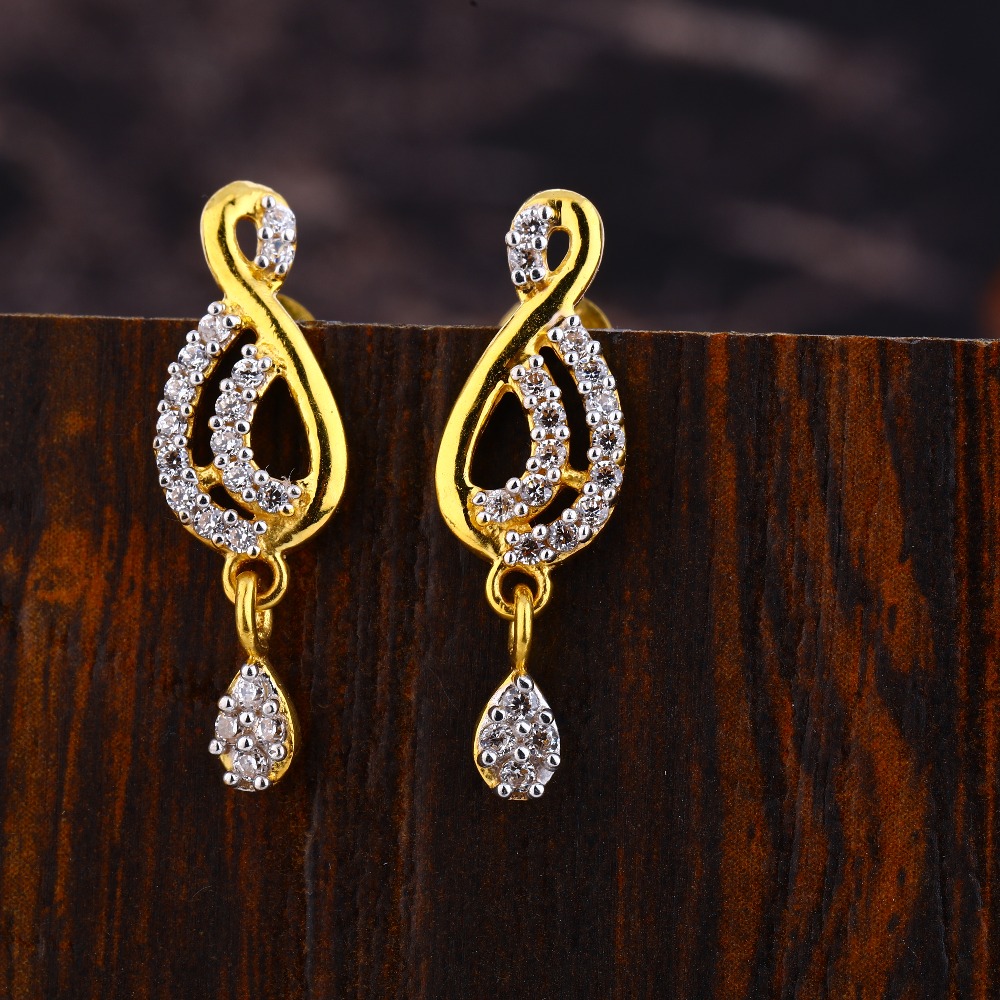 22KT Gold CZ Designer Ladies Earring LFE603