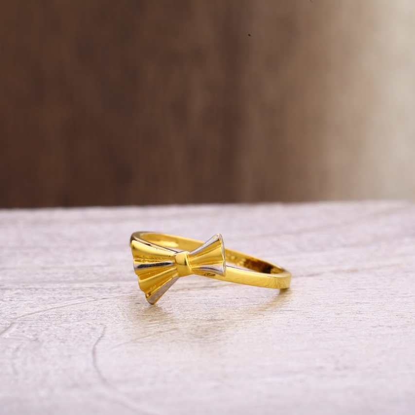 22CT Gold CZ Fancy Ladies Plain Ring LPR351