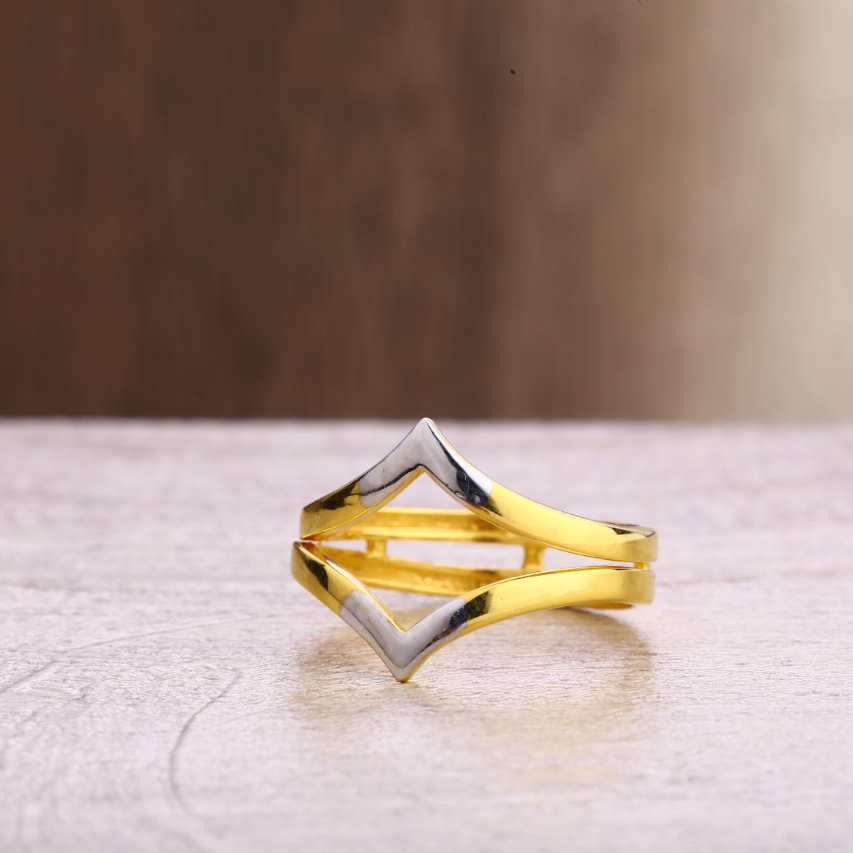 22ct gold hallmark stylish ladies plain ring lpr346