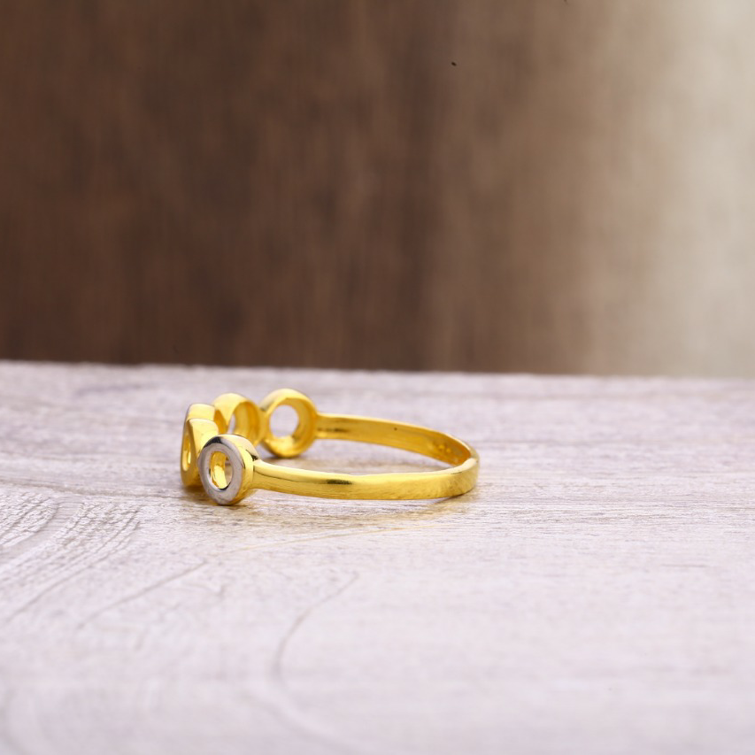 22ct gold delicate ladies plain ring lpr334 - Image 2