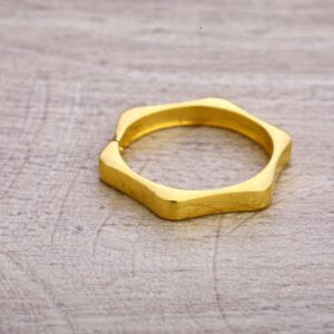 22ct gold classic ladies plain ring lpr332