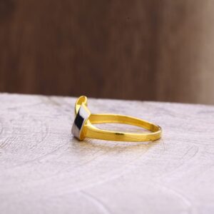 22KT Gold Exclusive Ladies Plain Ring LPR317