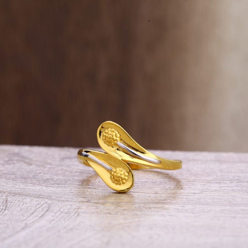 916 Gold CZ Hallmark Gorgeous Ladies Plain Ring LPR305