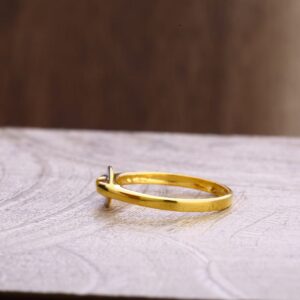 916 Gold CZ Hallmark Classic Ladies Plain Ring LPR310