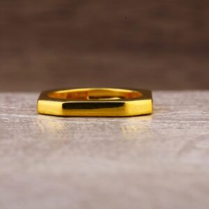 916 Gold Gorgeous Ladies Plain Ring LPR493